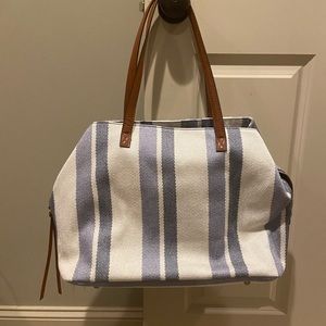 Street Level tote